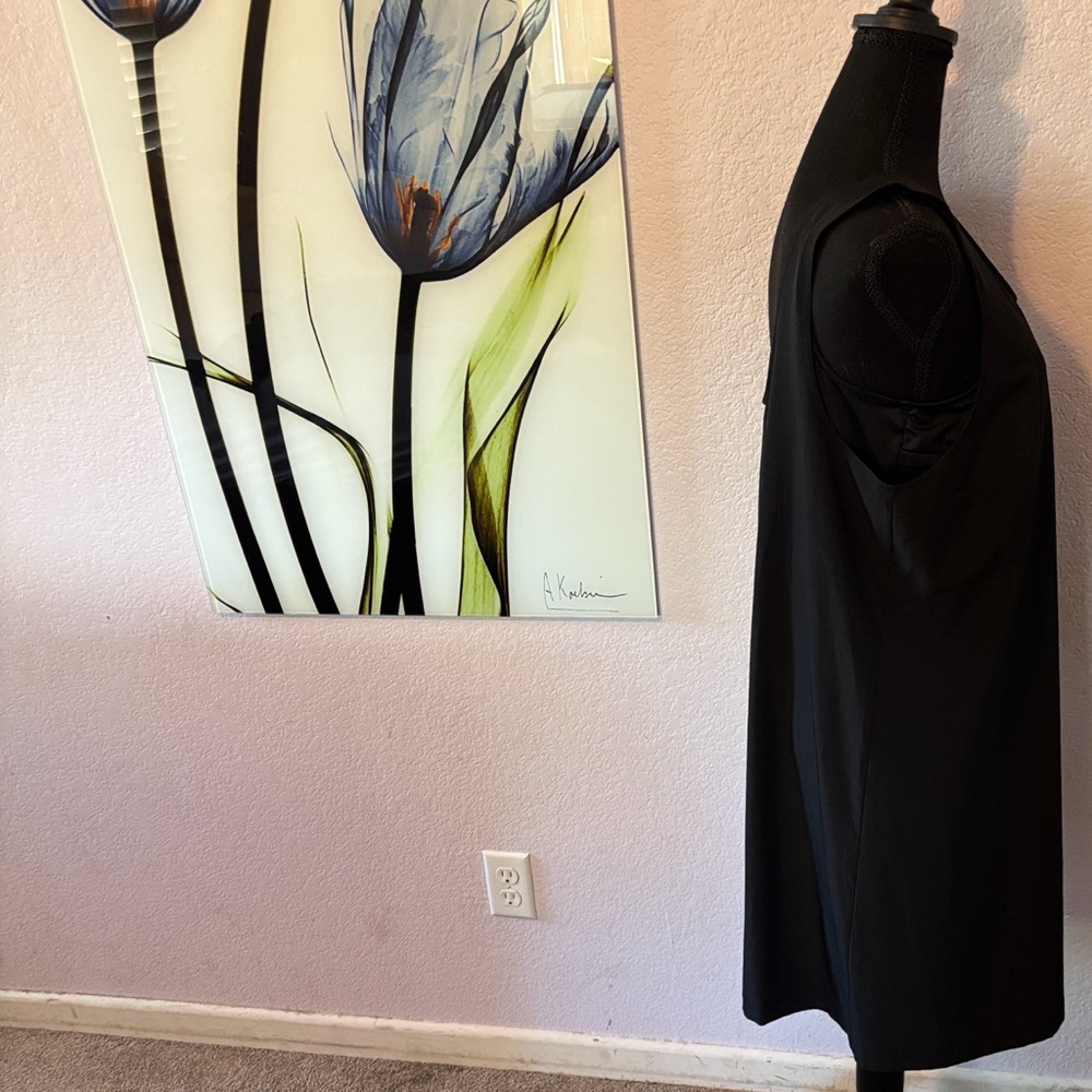 dress with shorts size large - Picture 2 of 6